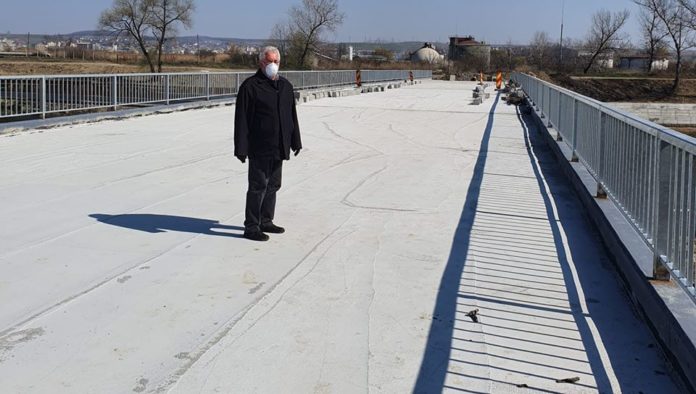 finalizare lucrări podul peste râul Suceava