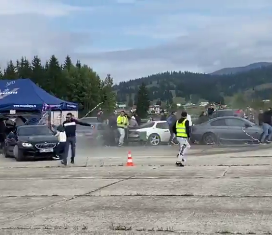 mașină intrată în spectatori raliu