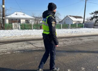 Pietoni loviți de mașini, pe când traversau strada prin loc nepermis